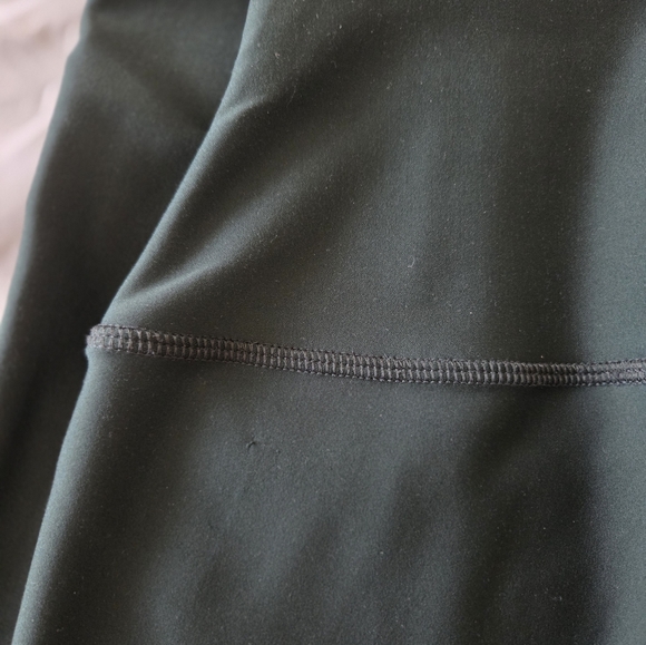 Alo Yoga Airlift High-Waisted Leggings - Picture 7 of 7